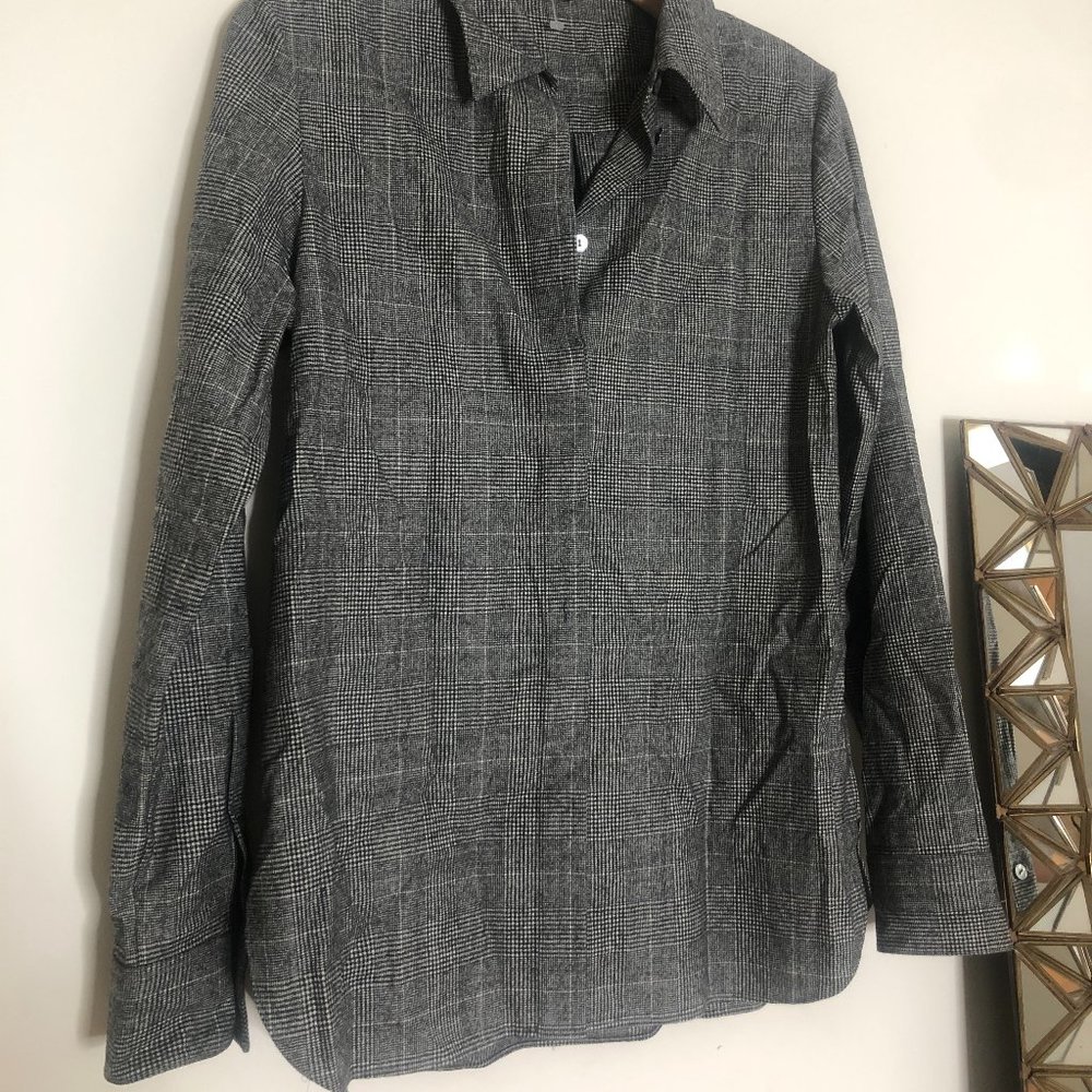 MENS THEORY SHIRT SIZE S NEW WITHOUT TAGS GRAY